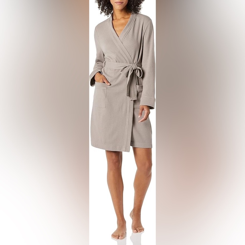 Amazon Essentials Beige Waffle Robe